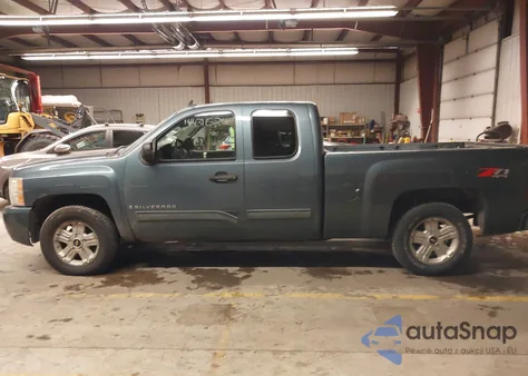 2009 Chevrolet Silverado 1500 Lt z USA, uszkodzony, nr VIN 2GCEK29J491103916